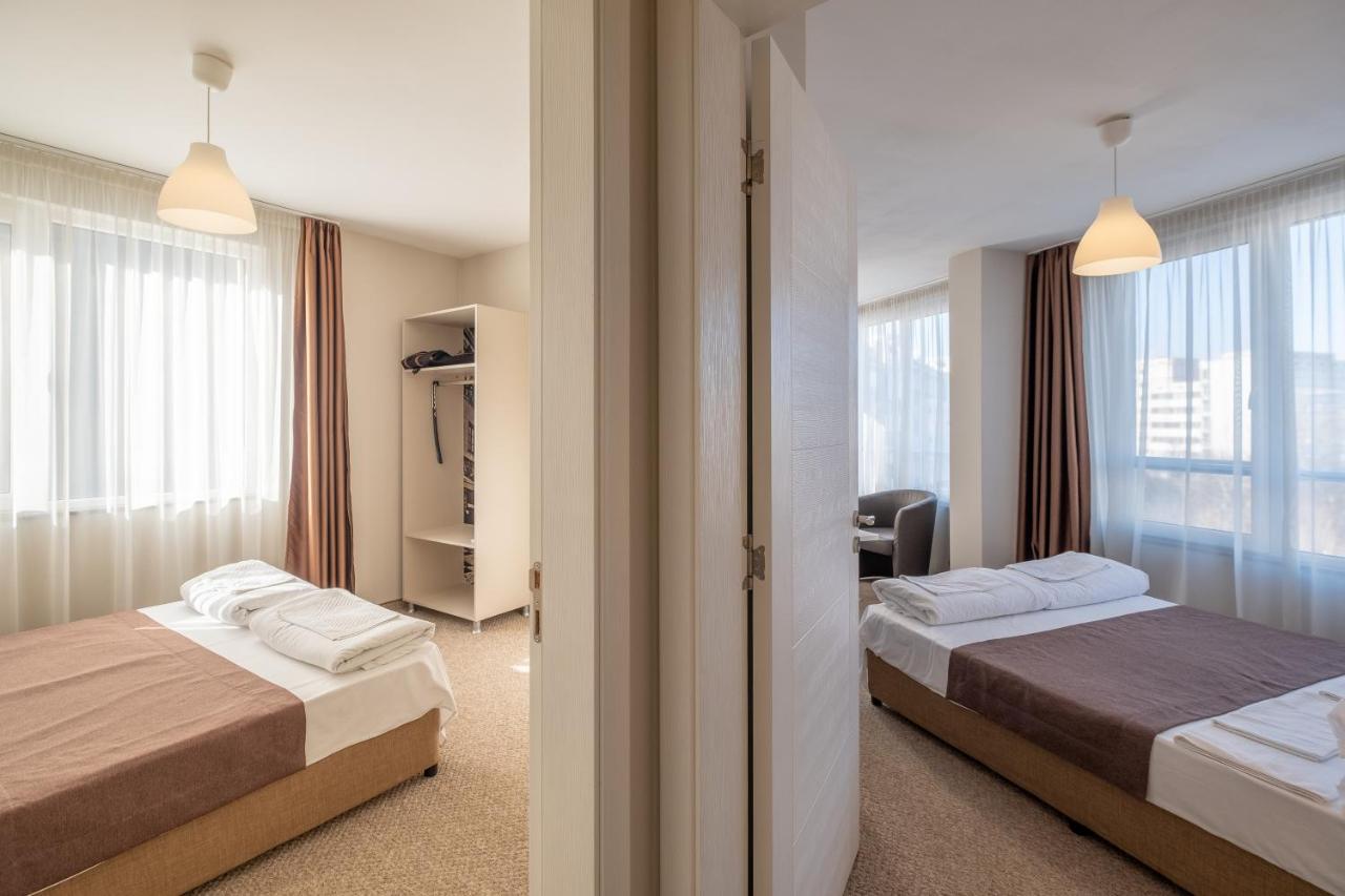 Blue Label Apart House Sofia Bagian luar foto