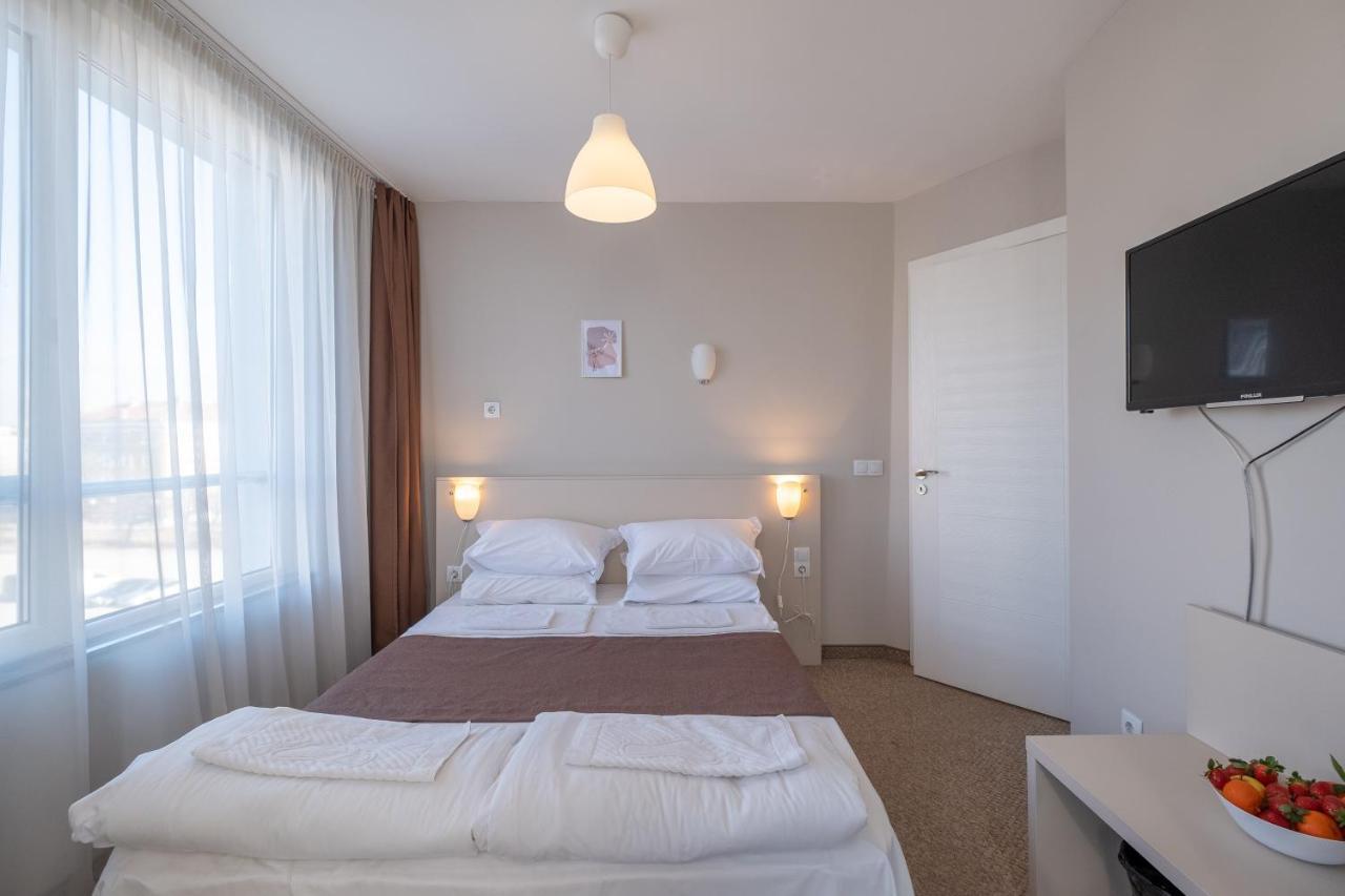 Blue Label Apart House Sofia Bagian luar foto