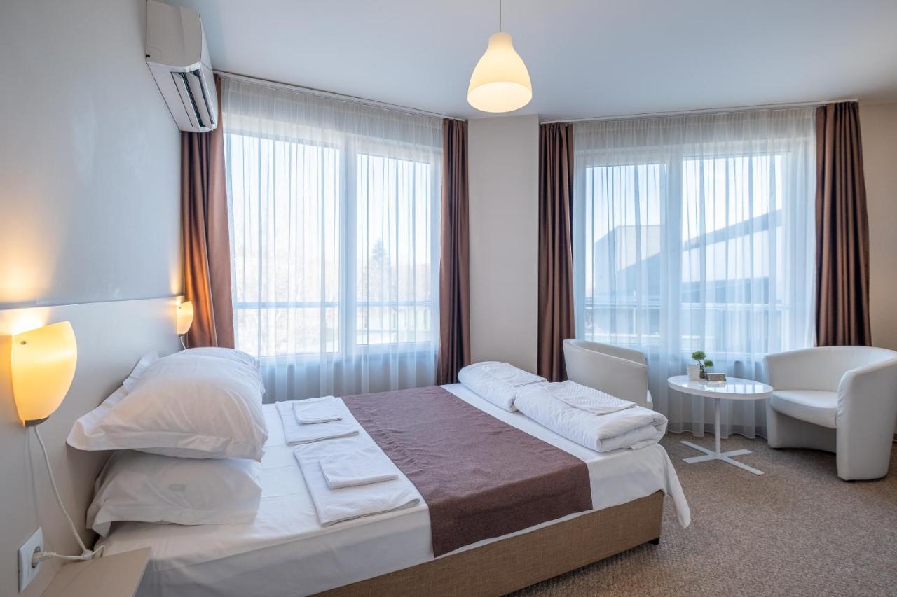 Blue Label Apart House Sofia Bagian luar foto