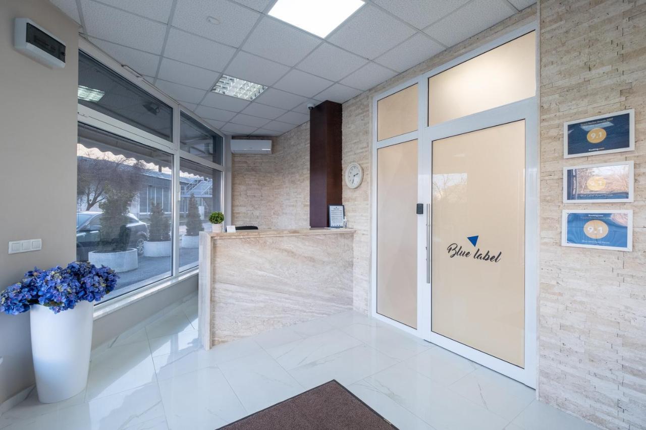 Blue Label Apart House Sofia Bagian luar foto