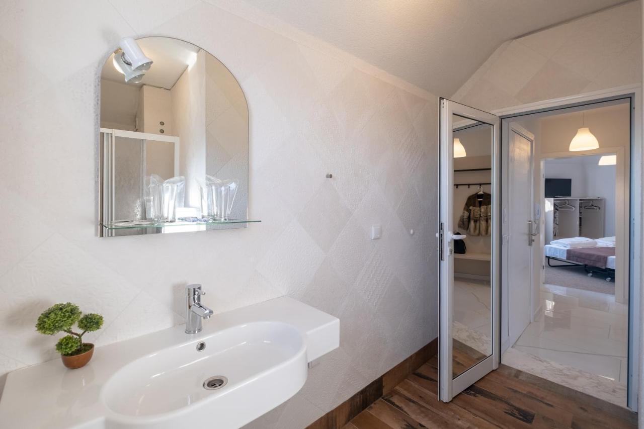 Blue Label Apart House Sofia Bagian luar foto