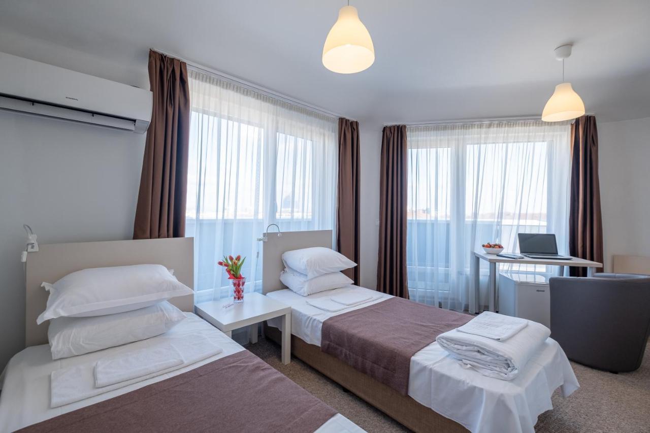 Blue Label Apart House Sofia Bagian luar foto